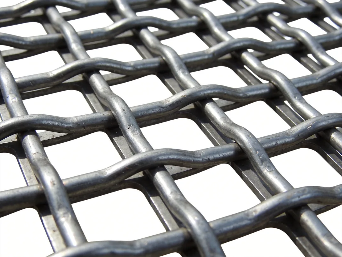 Heavy crimped mining screen mesh